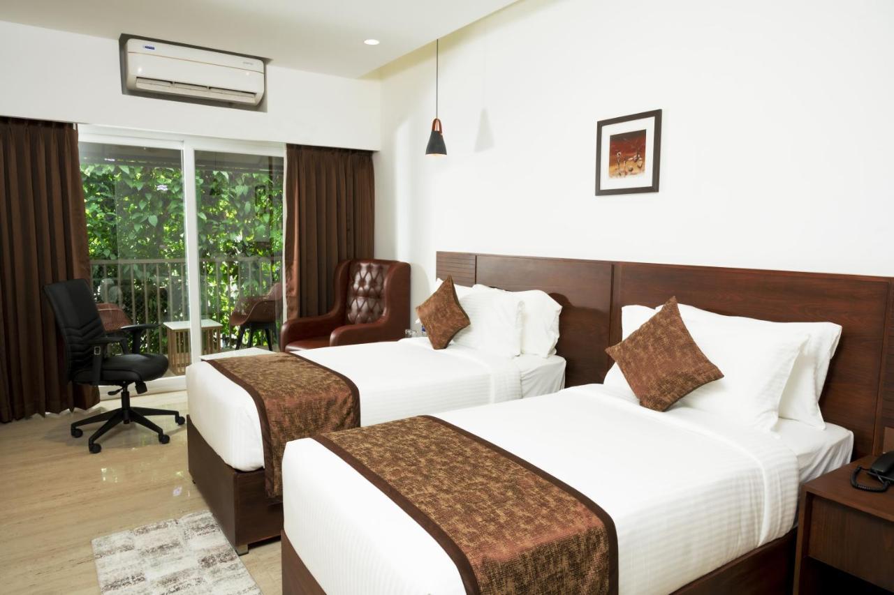The Runway Hotel Kochi Ngoại thất bức ảnh